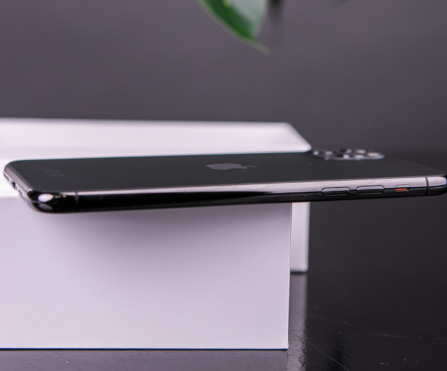 iPhone 11 Pro Max 256gb, SG (MWH42) б/у